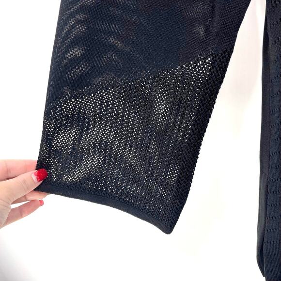 00s EXCLUSIVELY MISOOK Vintage Black VNeck Shoulder Pad Blouse - Picture 5 of 11